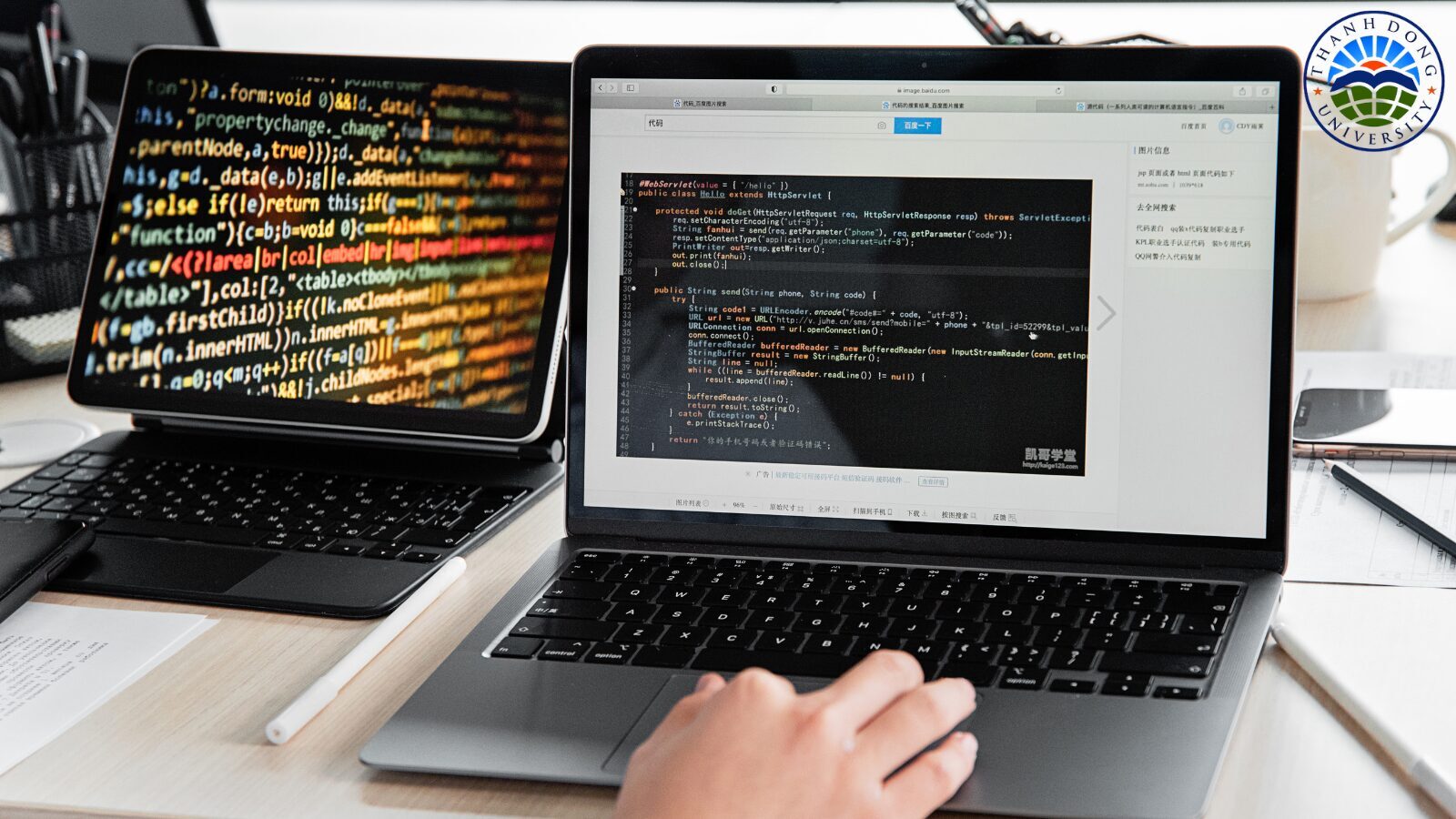 ẢNH WEB TS HUTECH (14)